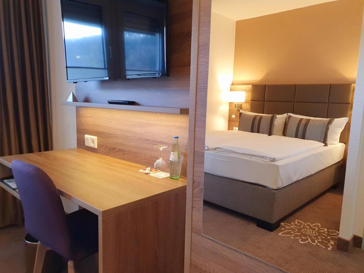 Hotel In Den Herrnwiesen เวิร์ทไฮม์ ภายนอก รูปภาพ