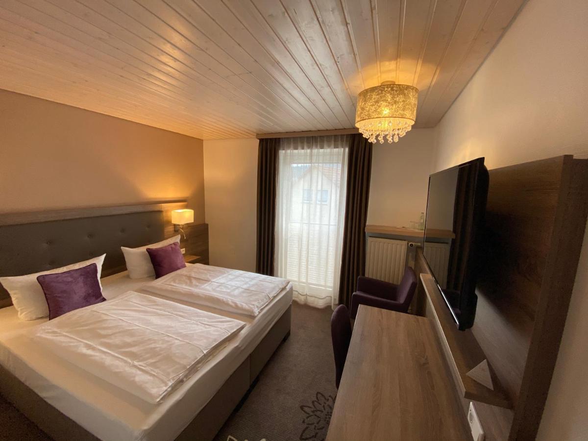 Hotel In Den Herrnwiesen เวิร์ทไฮม์ ภายนอก รูปภาพ
