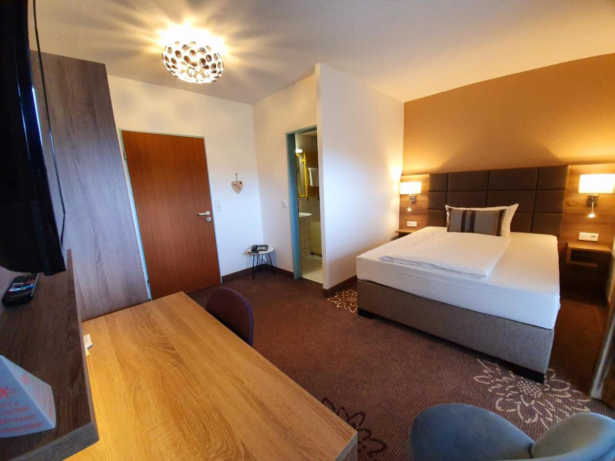 Hotel In Den Herrnwiesen เวิร์ทไฮม์ ภายนอก รูปภาพ